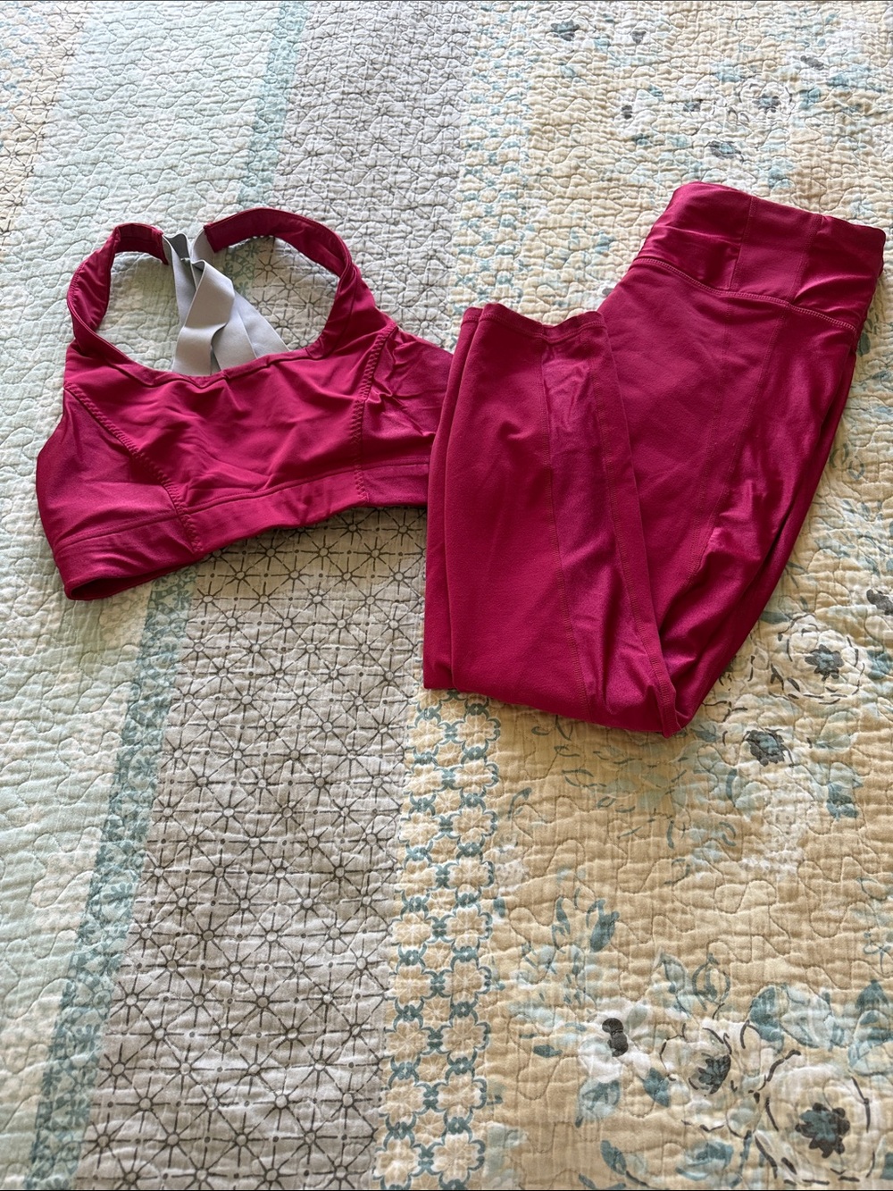 Fabletics Deep Pink Sports Bra and Leggings Set